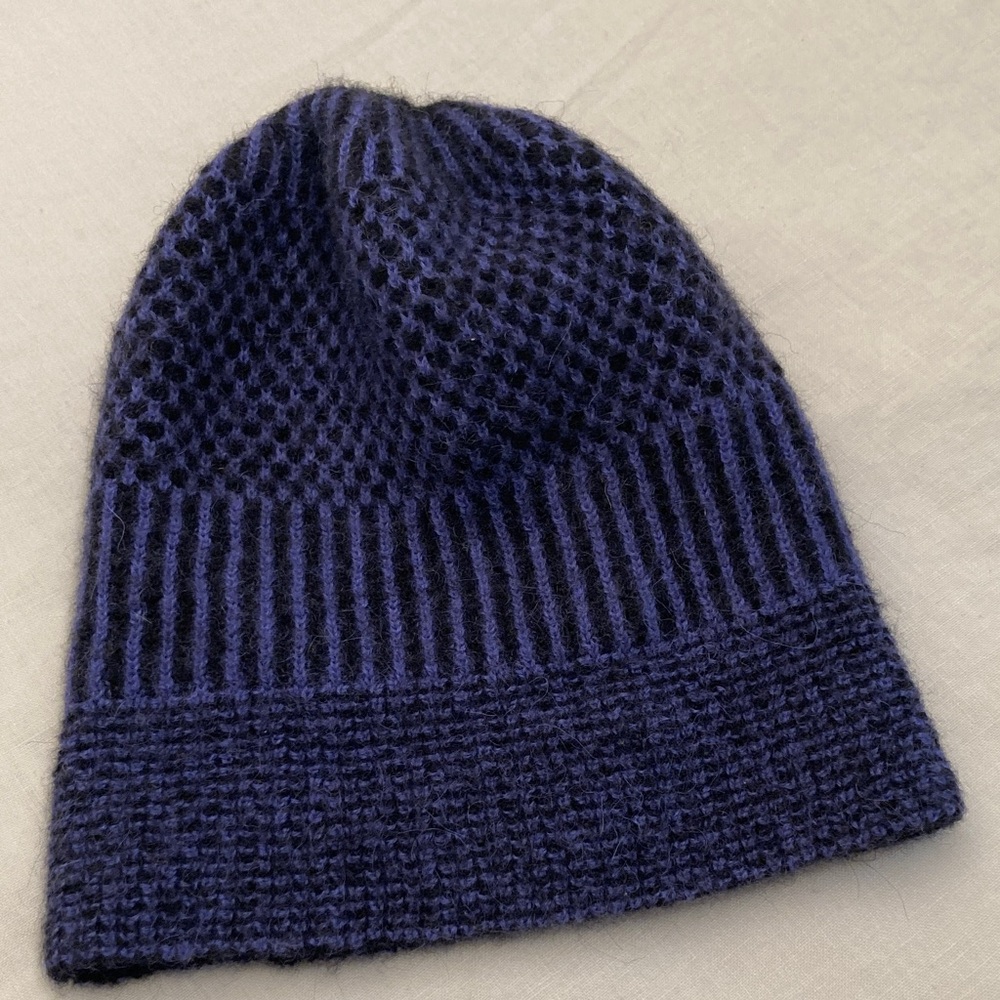 Classic Alpaca baby alpaca beanie knitted hat blue and black pattern S